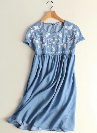 Oasap Short Sleeve Floral Embroidered Denim Dress
