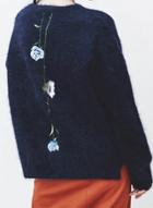 Oasap Casual Floral Embroidery Loose Fit Knit Sweater