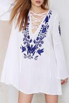 Oasap Chic Floral Embroidery Lace-up Front Dress