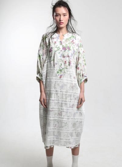 Oasap Fashion Spaghetti Strap V Neck Lace Dress