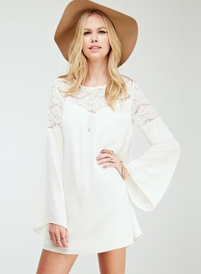 Oasap Fashion Long Flare Sleeve Lace Mini Dress