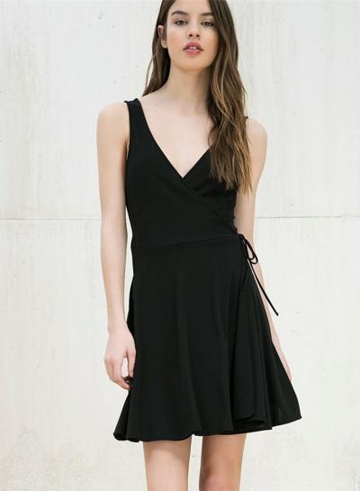 Oasap Deep V Neck Backless Solid Mini Dresses