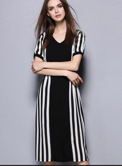 Oasap Round Neck Stripped Midi Dress