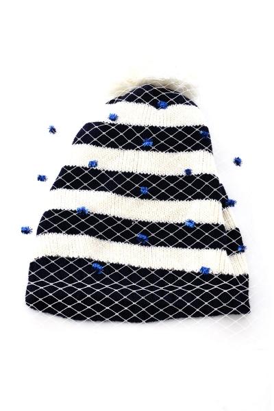 Oasap Striped Pompons Net Yarn Knit Beanie
