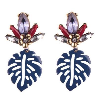 Oasap Leaf Shape Hollow Out Earrings