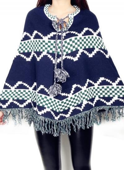 Oasap Christmas Plaid Print Cape Style Tasseled Sweater