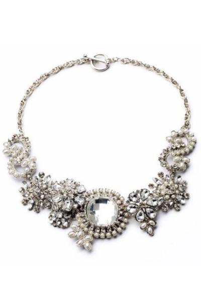Oasap Bold Floral Bib Necklace