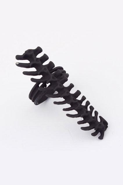 Oasap Backbone Shaped Chunky Ring