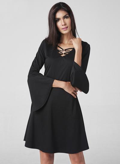 Oasap Fashion Solid Color V Neck Flare Sleeve Dress
