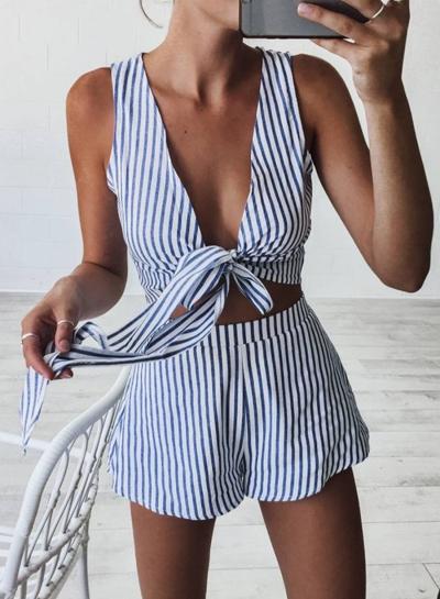 Oasap Fashion 2 Piece Striped Shorts Set