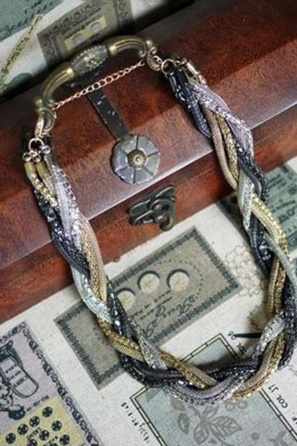 Oasap Chic Multicolored Plaited Chains Detailed Necklace