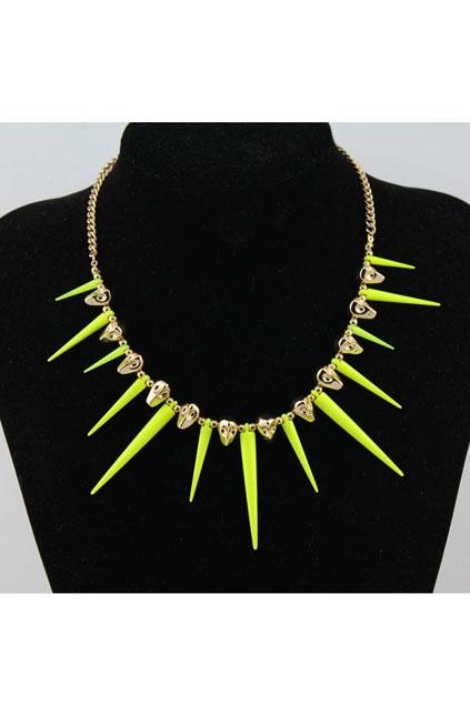 Oasap Punk Style Spike Necklace With Skull Embellishment
