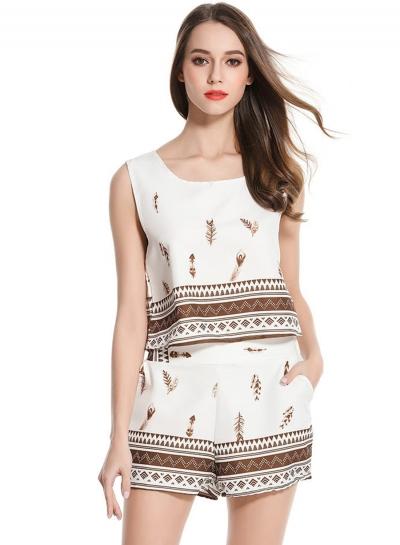 Oasap Leaves Print Tee Shirt Shorts Set
