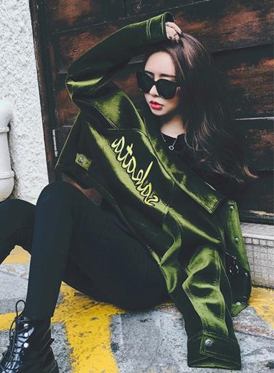 Oasap Fashion Long Sleeve Embroidery Velvet Jacket
