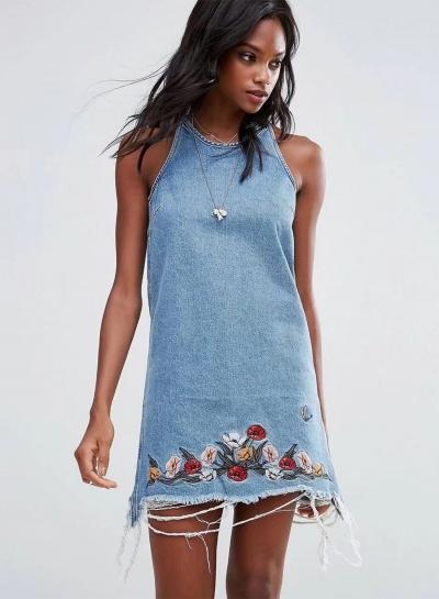 Oasap Sleeveless Floral Embroidery Denim Dress