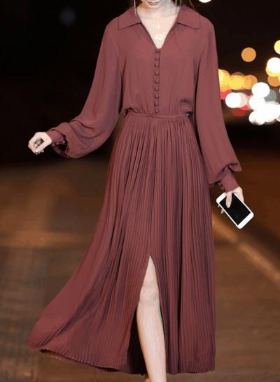 Oasap V Neck Long Sleeve Slit Maxi Pleated Dress