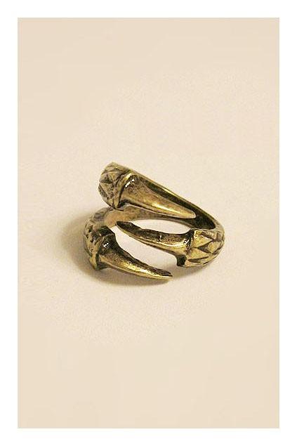 Oasap Retro Two-color Eagleclaw Ring