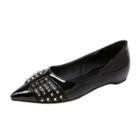 Oasap Height Increasing Pointed Toe Rivet Flat Heels Shoes