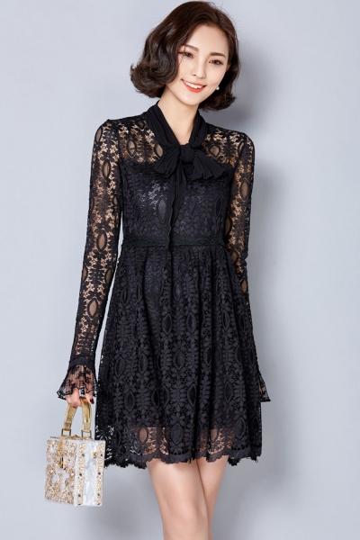Oasap Elegant Floral Lace Crochet Flare Sleeve Tie Dress
