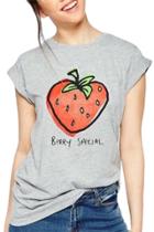 Oasap Women's Strawberry Graphic Short Sleeve Pullover Summer Tee