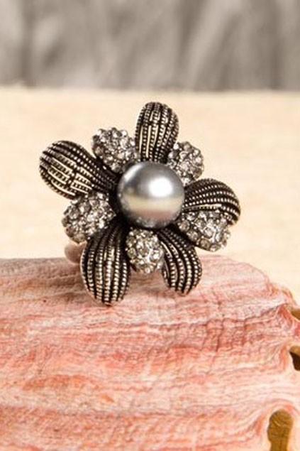Oasap Retro Starfish Pearl Detail Ring