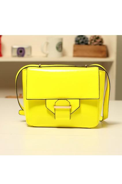 Oasap Contrast Colored Edge Push Belt Lock Shoulder Bag