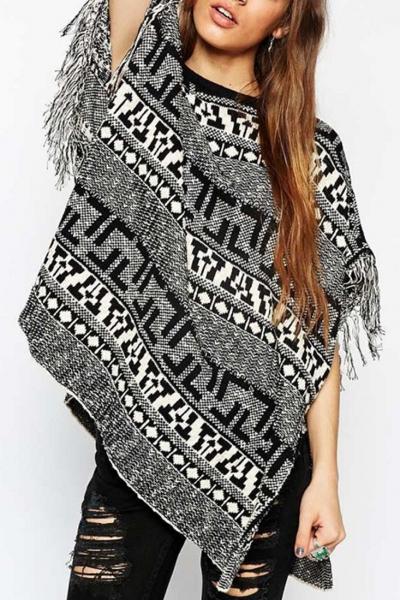 Oasap Vintage National Wind Pattern Tassel Sweater
