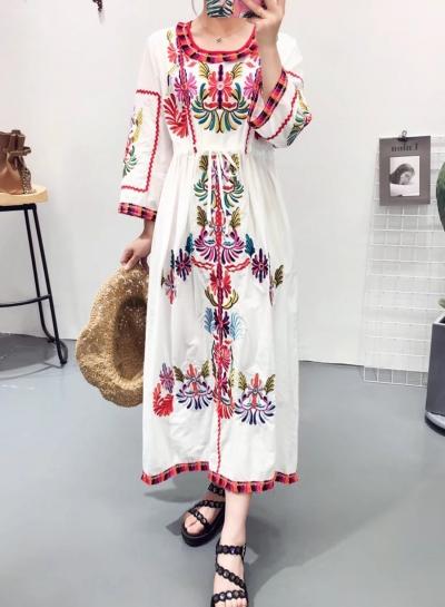 Oasap Round Neck Ethnic Embroidery Short Sleeve Dress