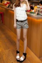 Oasap Exquisite Check Detail Shorts With Wavy Hemline
