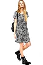 Oasap Grey Butterfly Silhouette Print Mini Dress
