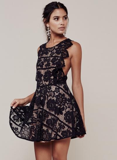 Oasap Round Neck Sleeveless Backless Lace Dress