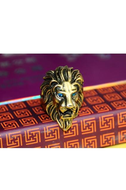 Oasap Blue Eye Lion Head Ring
