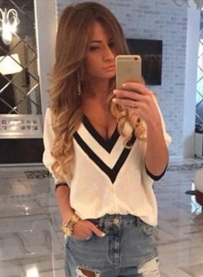 Oasap V Neck Striped Trim 3/4 Sleeve Pullover Tee