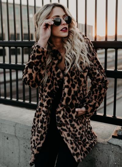 Oasap Turn-down Collar Long Sleeve Open Front Leopard Fleece Coat