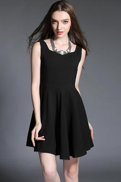 Oasap Chic Pleated Little Black Dress