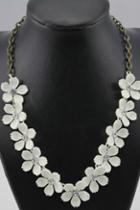 Oasap Sweet White Camellia Necklace