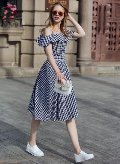 Oasap Plaid Spaghetti Strap Off Shoulder Ruffle Midi Dress