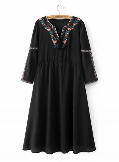 Oasap 3/4 Sleeve Floral Embroidery Midi Dress