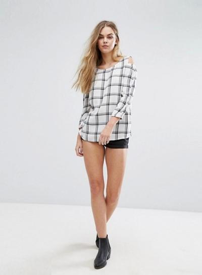Oasap Preppy Style Off Shoulder Plaid Blouse