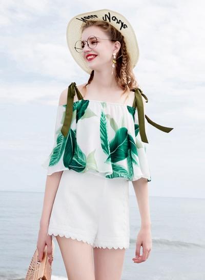 Oasap Off Shoulder Flare Sleeve Leaf Printed Blouse