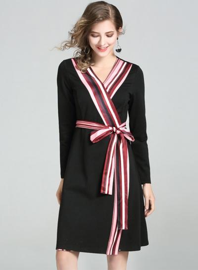 Oasap V Neck Striped Trim Tie Waist Dress