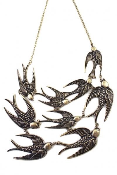 Oasap Retro Swallows Hollow Out Woman Necklace