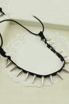 Oasap Punk Style High Shine Spikes Detail Necklace