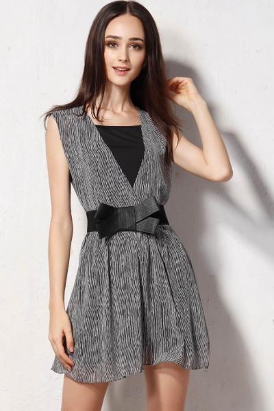Oasap Elegant V Neck Sleeveless Waist Belted Mini Dress