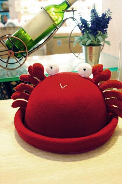 Oasap Lovely Crab Bowler Hat