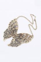 Oasap Cut Out Detailed Butterfly Pendant Necklace