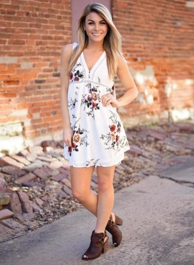 Oasap V Neck Hollow Out Floral Print Mini Dress