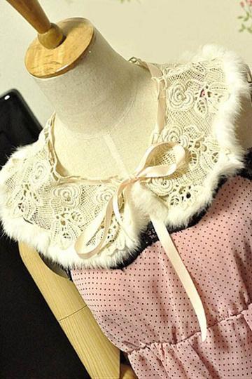 Oasap Lace And Cony Hair Detail Bib Collar