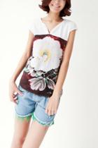 Oasap V-neck Contrast Colored Flower Printing T-shirt