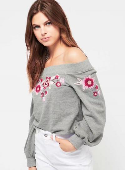 Oasap Slash Neck Long Sleeve Floral Embroidery Knit Sweatshirt
